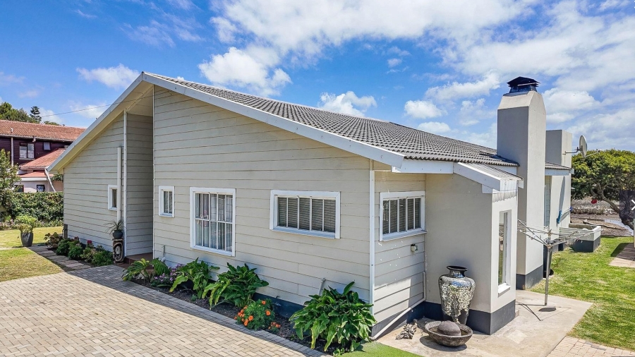 3 Bedroom Property for Sale in Riverside Western Cape
